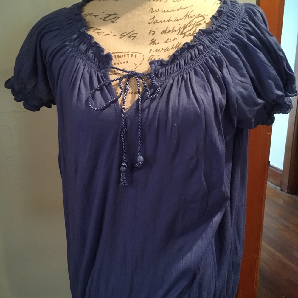 Boho peasant style top- t-shirt material with tie